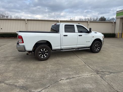 Used 2022 RAM 2500 Tradesman w/ Chrome Appearance Group image 14