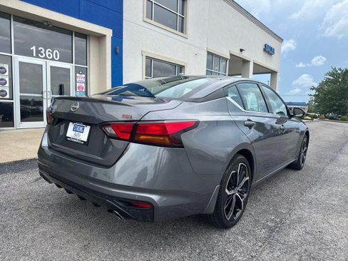 Used 2025 Nissan Altima 2.5 SR FWD image 16