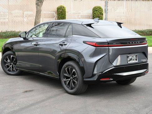 Used 2026 Lexus RZ 450e AWD w/ Cold Area Package image 4