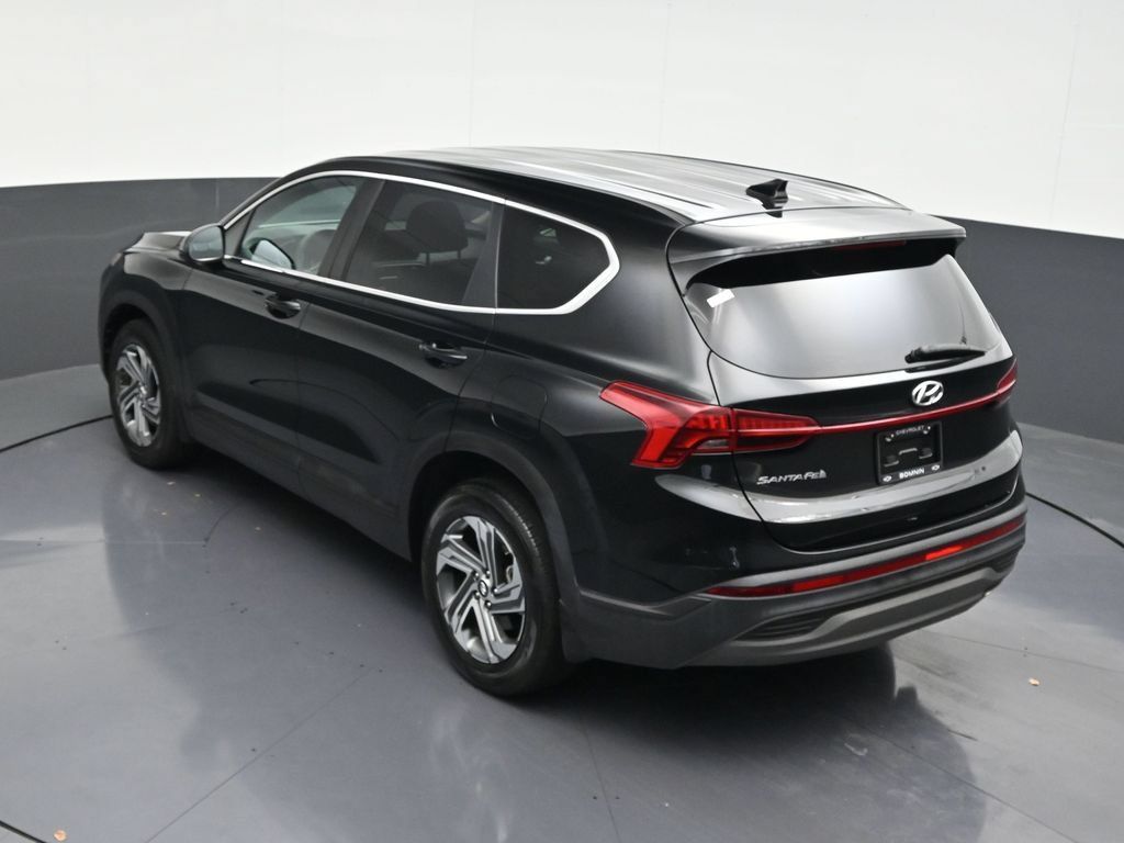Used 2023 Hyundai Santa Fe SE FWD image 17