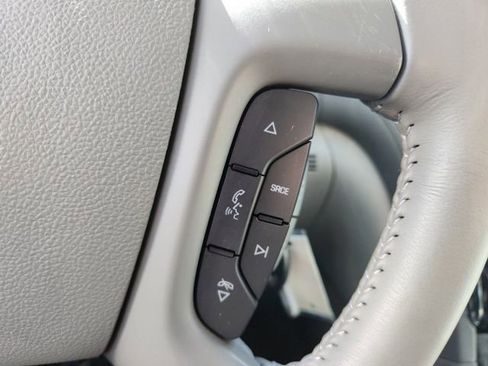 Used 2015 Buick Enclave Convenience image 32