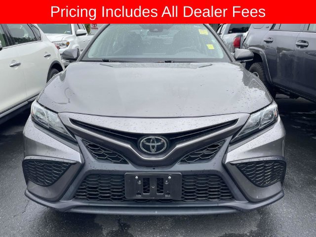 Used 2024 Toyota Camry SE FWD image 13