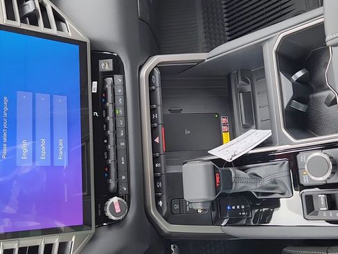 New 2026 Toyota Tundra Limited AWD/4WD image 15