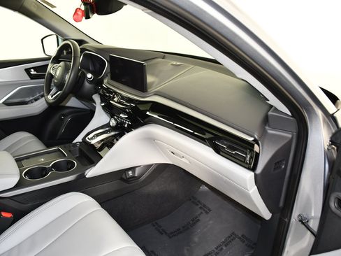 Used 2025 Acura MDX SH-AWD w/ Technology Package image 41