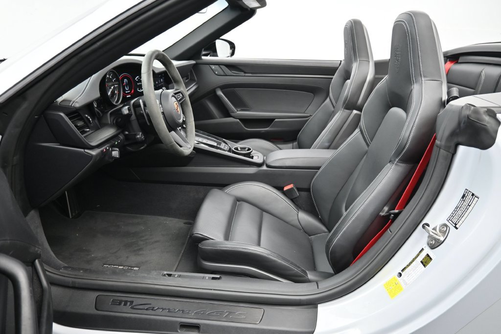 Certified 2024 Porsche 911 Carrera 4 GTS AWD/4WD image 8