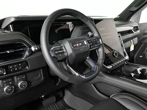 New 2026 GMC Yukon Elevation image 6