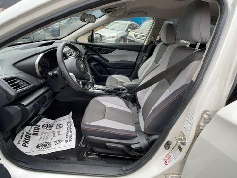 Used 2019 Subaru Crosstrek 2.0i Premium AWD/4WD image 12