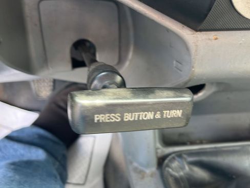 Used 2007 Toyota Tacoma 4x4 Regular Cab image 11