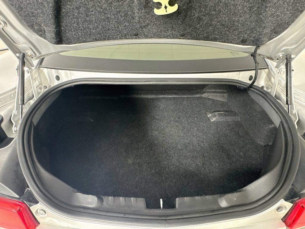 Used 2014 Chevrolet Camaro LS RWD image 27