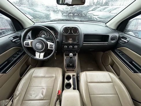 Used 2011 Jeep Compass Limited w/ Sun/Sound Group image 10