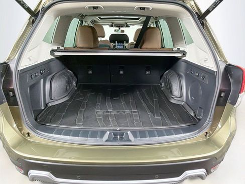 Used 2024 Subaru Forester Touring AWD/4WD image 14