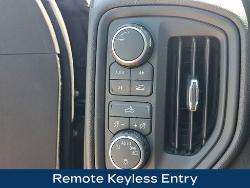 Used 2023 Chevrolet Silverado 1500 Custom AWD/4WD image 8