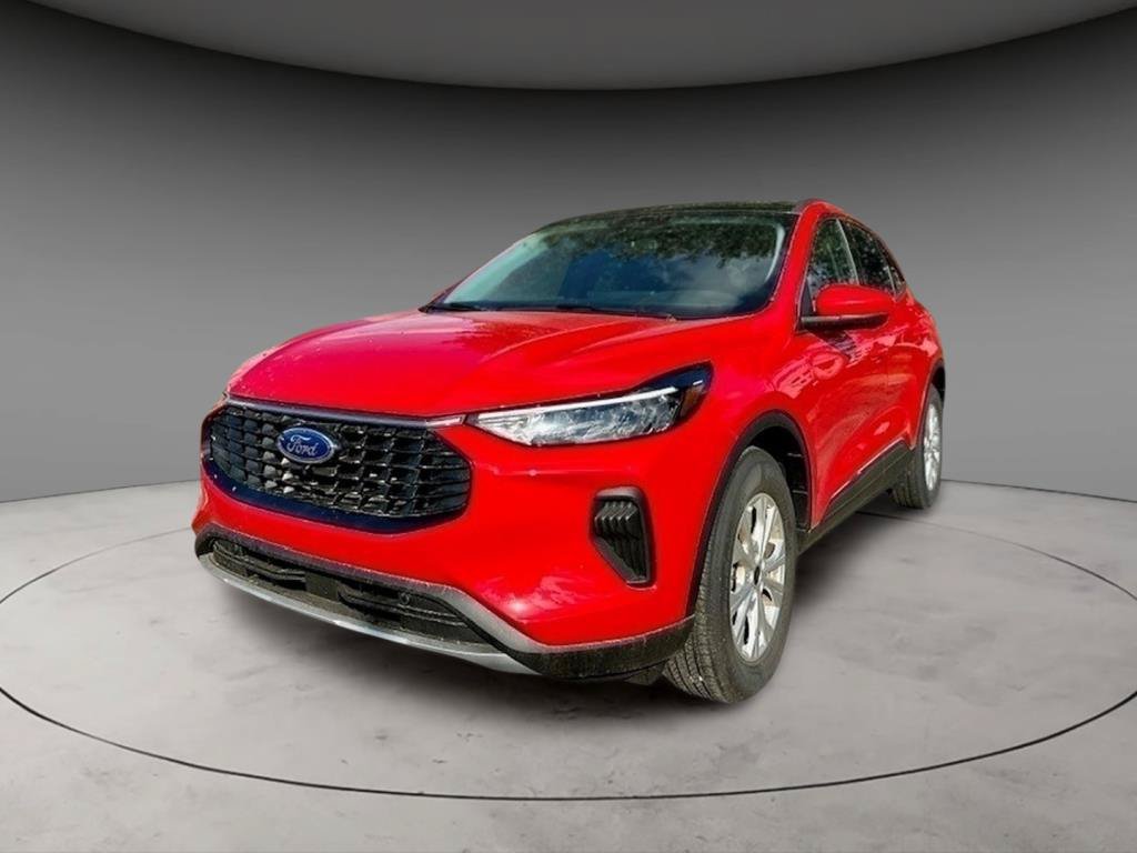 New 2024 Ford Escape Active w/ Tech Pack #2 FWD image 1