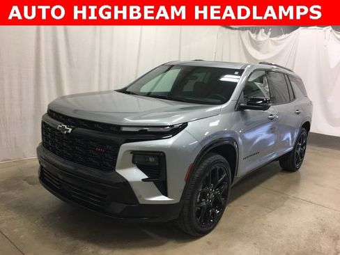 Used 2024 Chevrolet Traverse RS w/ LPO, Floor Liner Package image 9