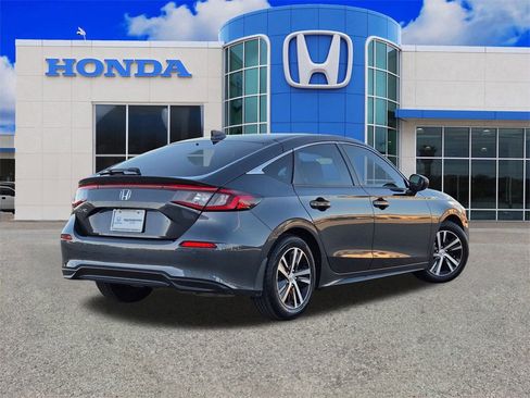 Used 2023 Honda Civic LX image 3