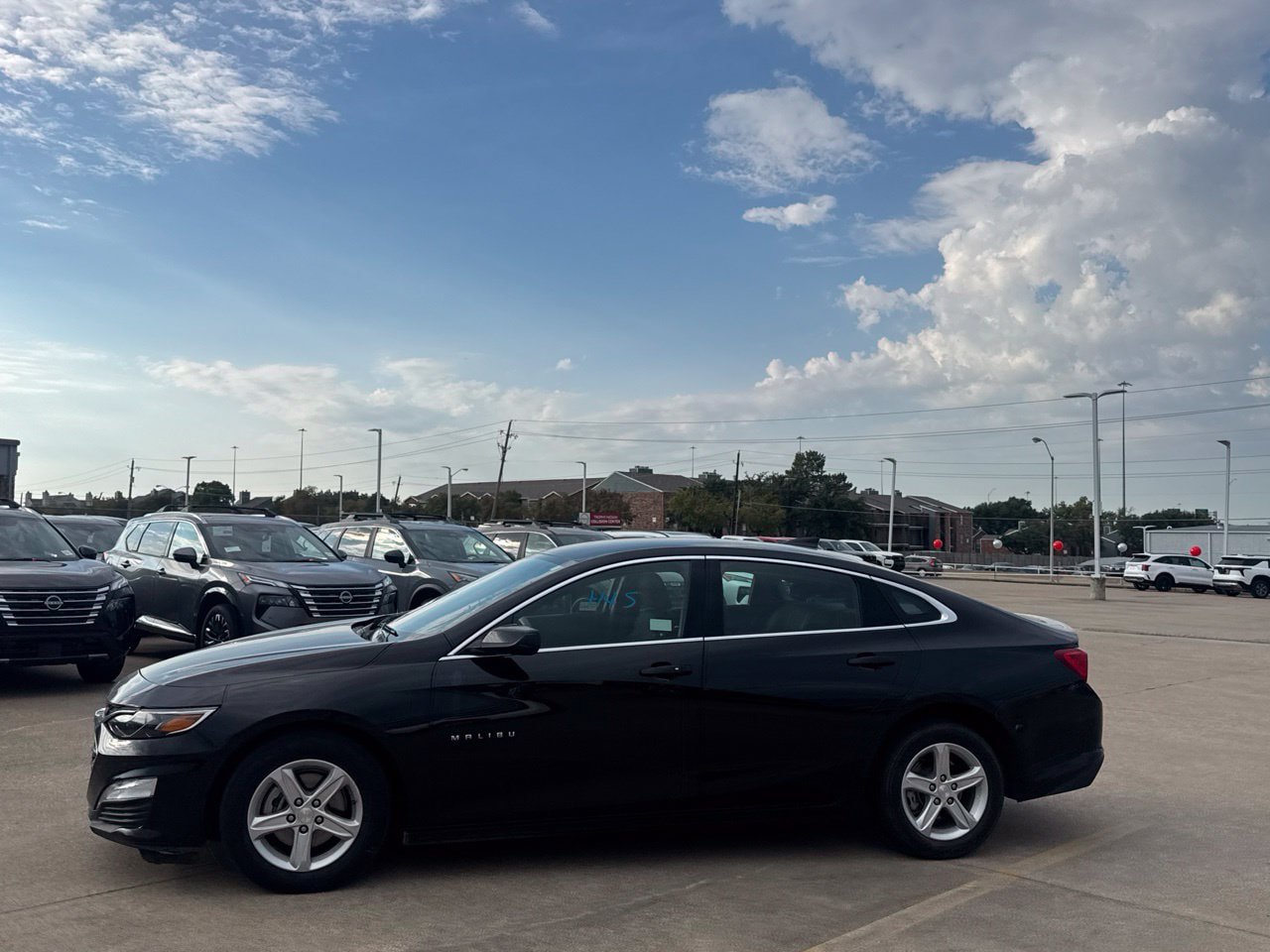 Used 2025 Chevrolet Malibu LT FWD image 14