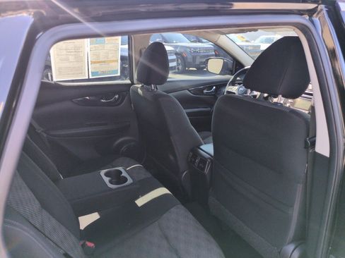 Used 2018 Nissan Rogue Sport SV FWD image 23