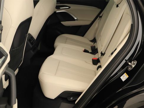 New 2025 Audi Q5 Premium Plus image 27