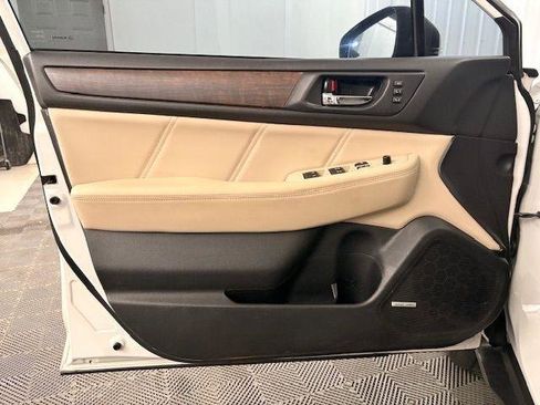 Used 2019 Subaru Outback 2.5i Limited image 6