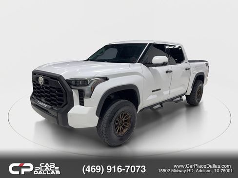 Used 2022 Toyota Tundra Limited w/ TRD Off-Road Package image 17