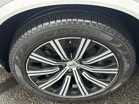 Certified 2023 Volvo XC90 B6 Core w/ Climate Package image 35