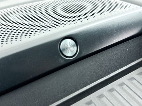 Used 2022 Ford F350 Platinum w/ Tremor Off-Road Package image 8