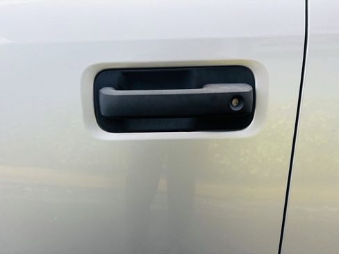 Used 2017 Ford F150 XLT image 8