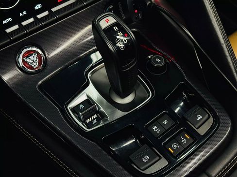 Used 2016 Jaguar F-TYPE R image 50