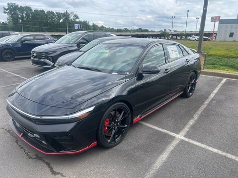 New 2026 Hyundai Elantra N FWD image 3