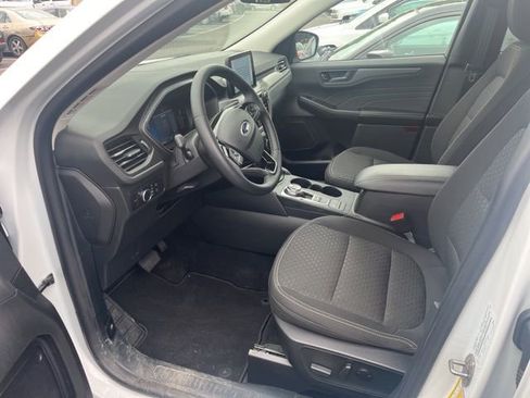 Used 2024 Ford Escape Active image 3