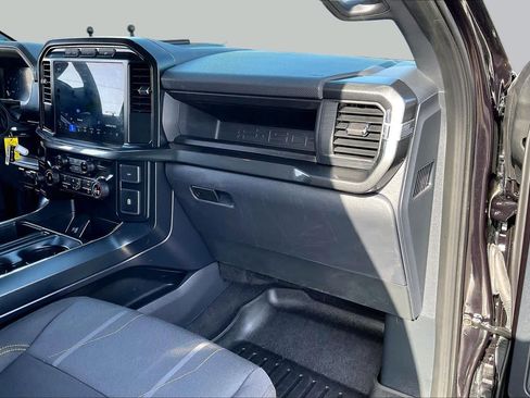 Used 2024 Ford F150 STX RWD image 17