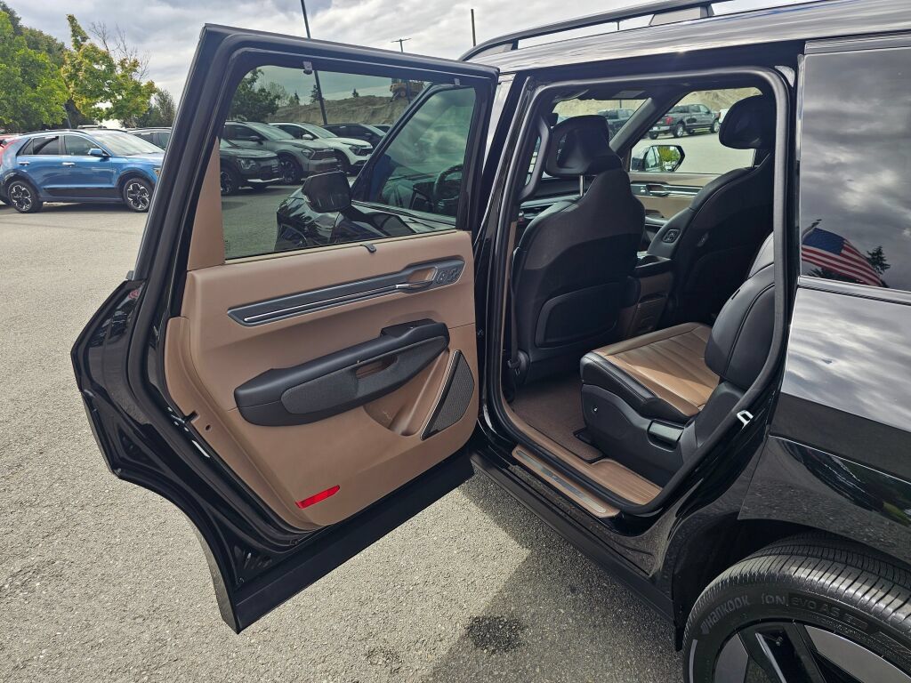 Certified 2024 Kia EV9 GT-Line AWD/4WD image 23