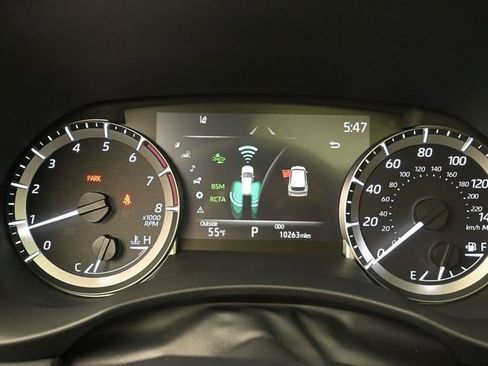 Certified 2024 Toyota Highlander XLE image 23