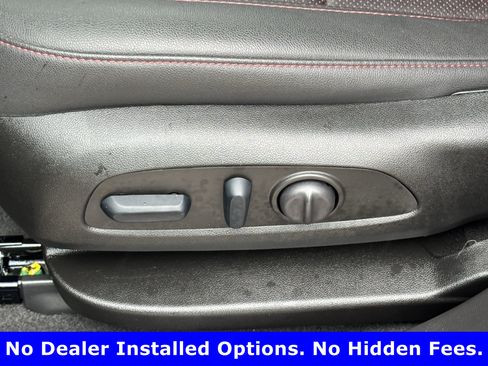 Used 2025 Chevrolet Blazer RS FWD image 24