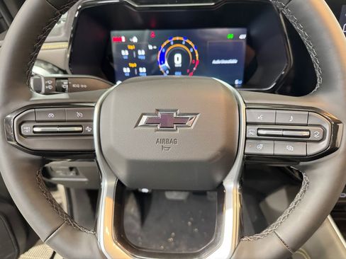 New 2026 Chevrolet Colorado ZR2 AWD/4WD image 17
