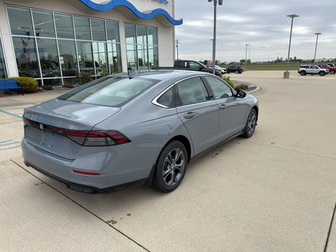 New 2026 Honda Accord EX-L image 5