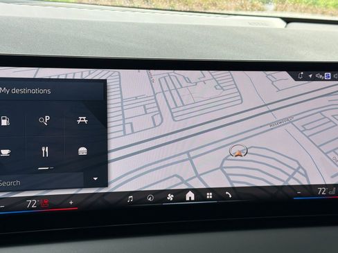 Used 2025 BMW X3 xDrive30i w/ Convenience Package image 25