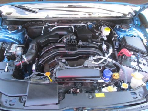 Used 2018 Subaru Impreza 2.0i Premium image 8