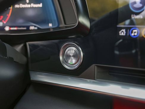 Used 2023 Chevrolet Corvette Stingray Preferred Cpe w/ 2LT image 18