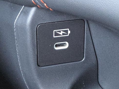 Used 2025 Honda HR-V Sport image 6