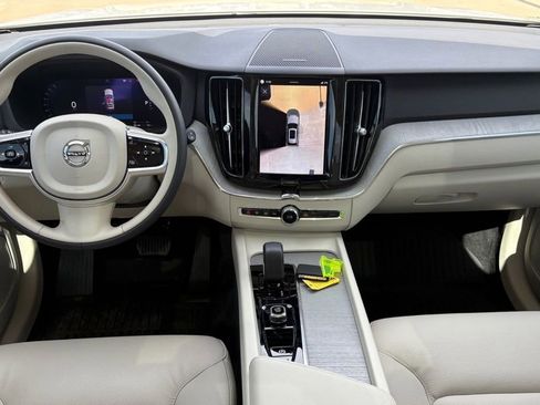 Used 2024 Volvo XC60 T8 Plus w/ Protection Package Premier AWD/4WD image 4