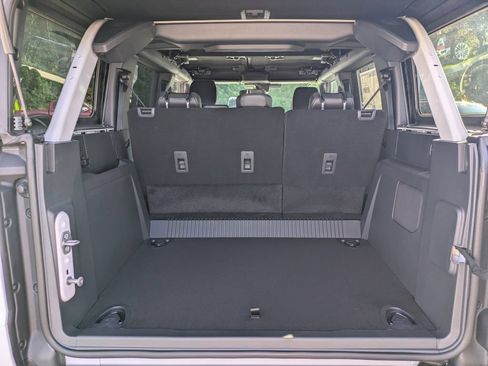 New 2026 Ford Bronco Outer Banks w/ Sasquatch Package AWD/4WD image 13