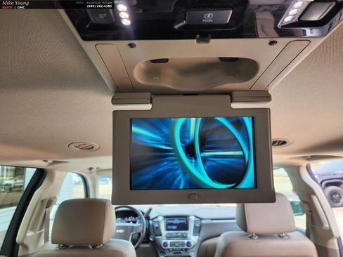 Used 2016 Chevrolet Suburban LTZ image 22