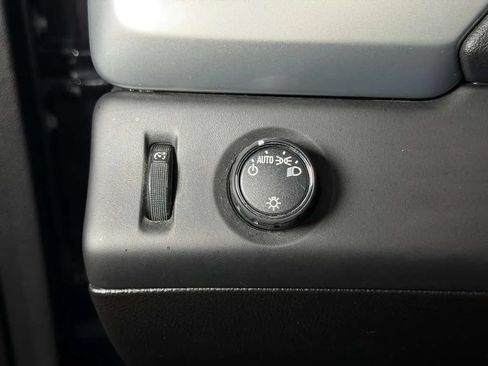Used 2019 Chevrolet Tahoe LT RWD image 36