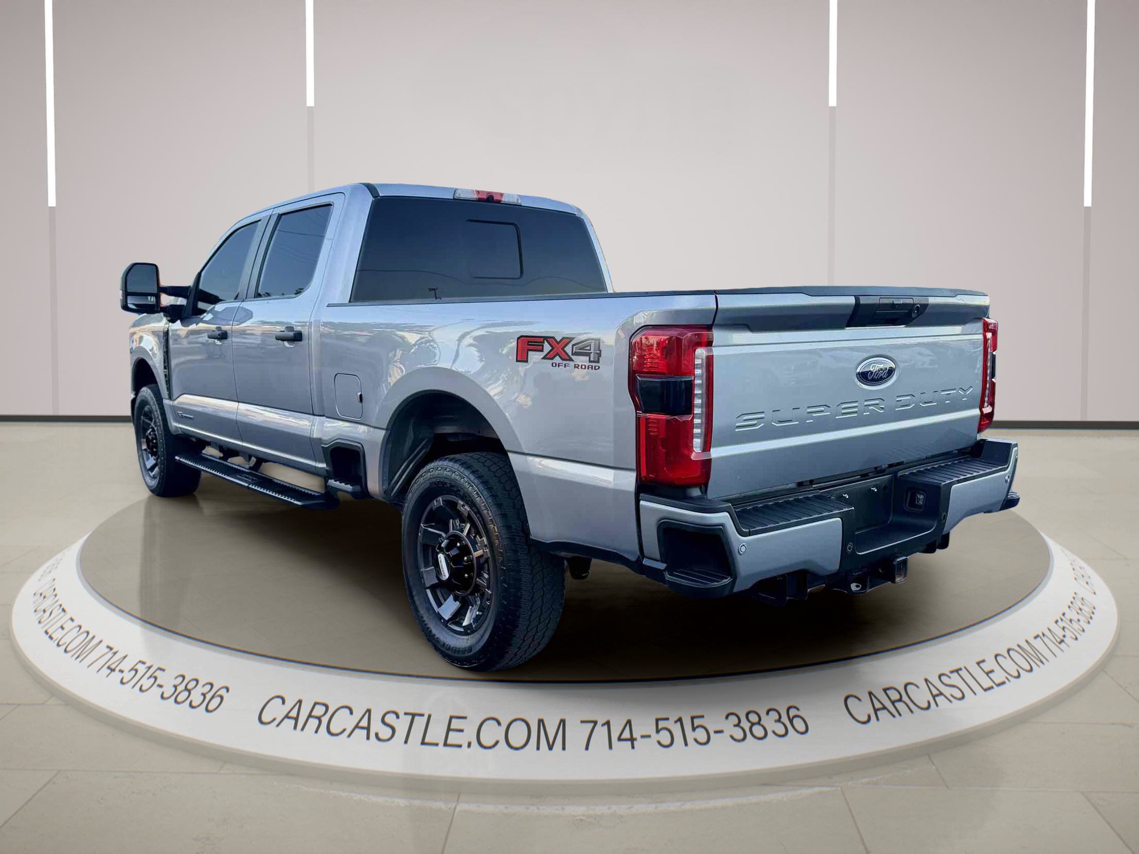 Used 2024 Ford F250 XL w/ STX Appearance Package AWD/4WD image 3