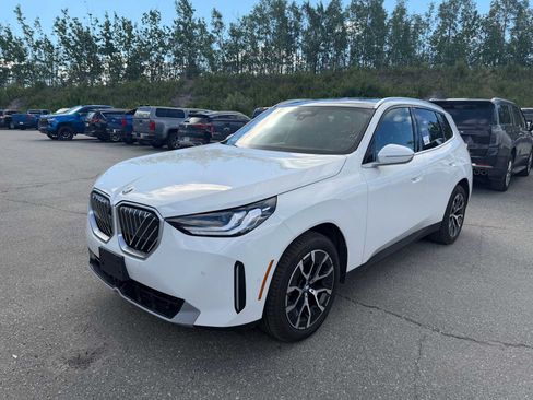 Used 2026 BMW X3 xDrive30i AWD/4WD image 3