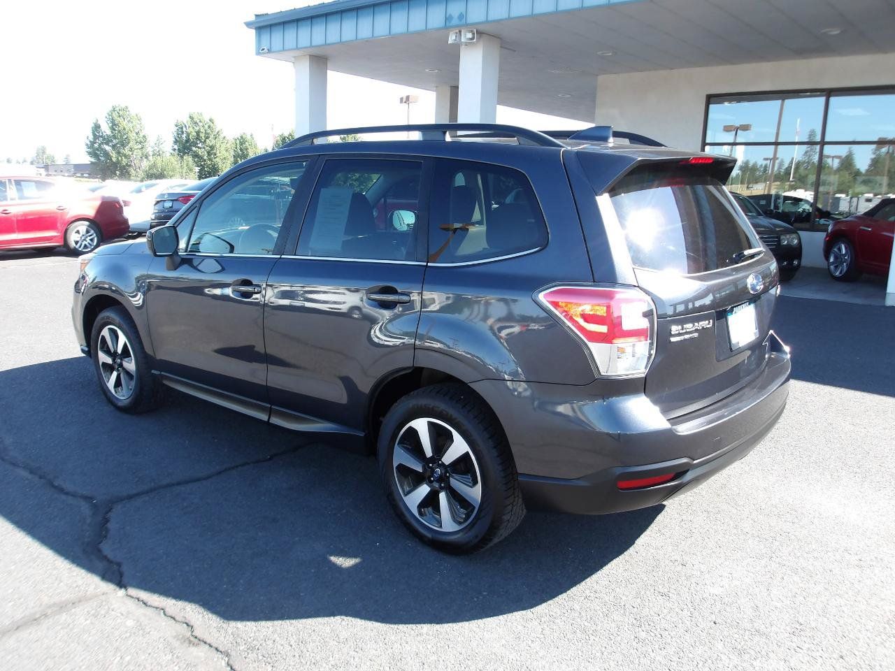 Used 2018 Subaru Forester 2.5i Limited AWD/4WD image 3