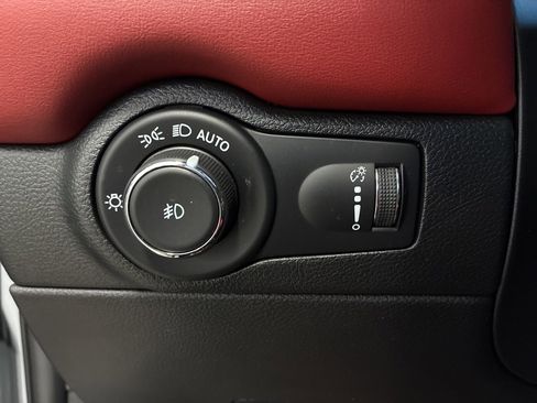 Used 2023 Dodge Durango SRT image 10