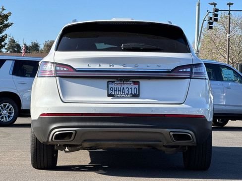 Used 2023 Lincoln Nautilus Reserve w/ Luxury Package image 7