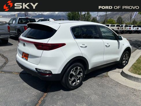 Used 2020 Kia Sportage LX AWD/4WD image 6